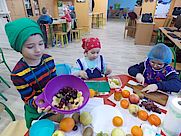 W zdrowym ciele zdrowy duch - sałatki owocowe